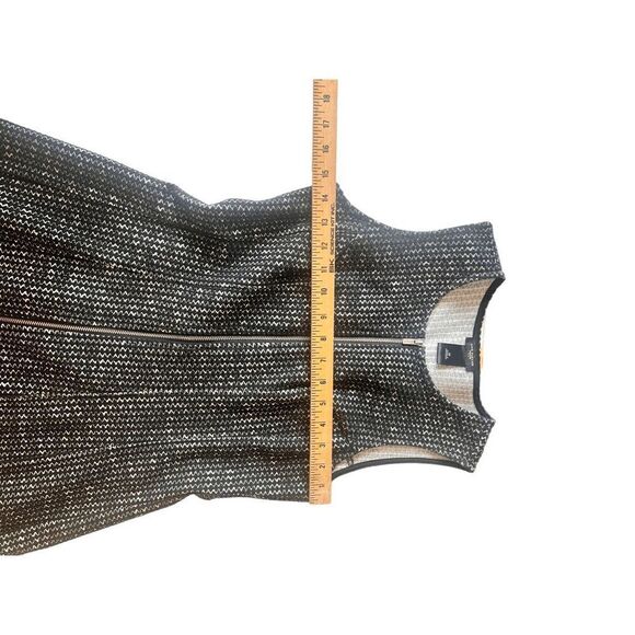 Ann Taylor - Picture 5 of 9